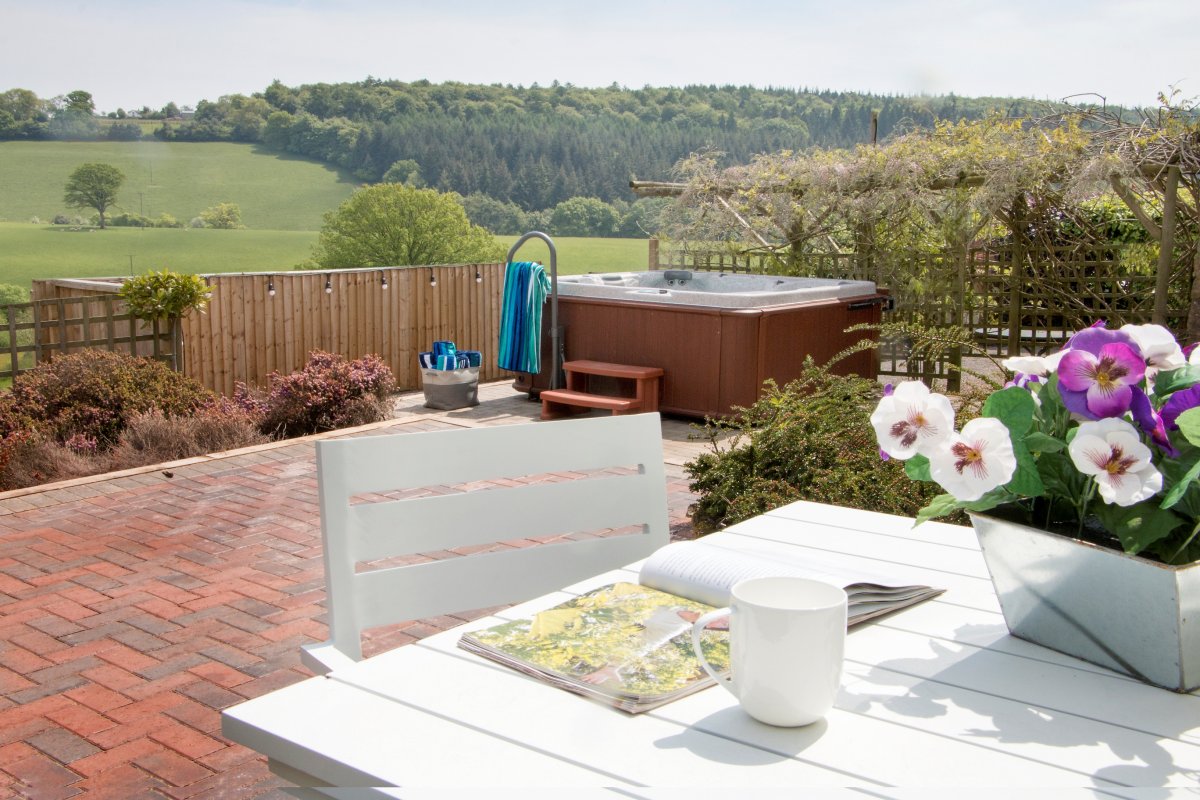 4 hot tubs - This is The Manor's private hot tub